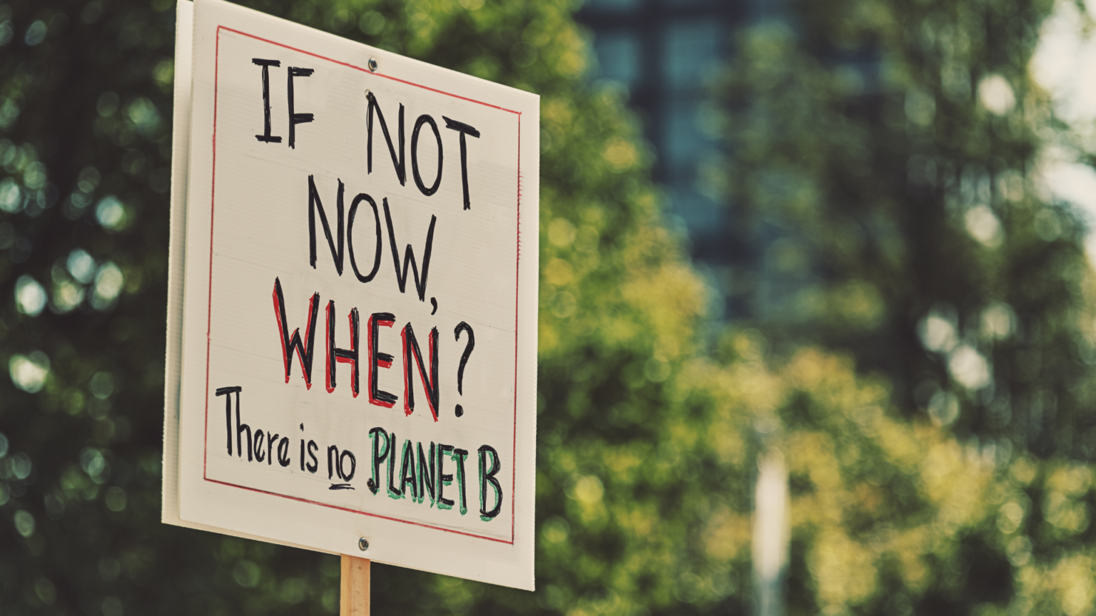 climate-change-contradiction-us-and-uk