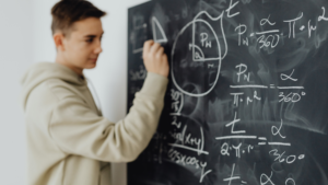 correction-maths-appliquees-ecricome-2025