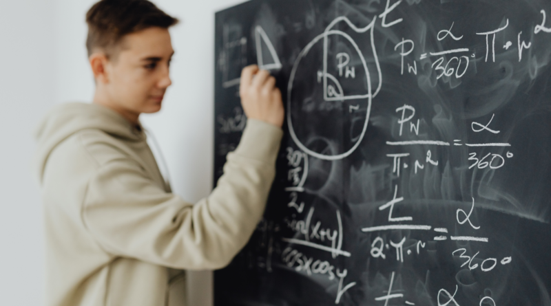 correction-maths-appliquees-ecricome-2025