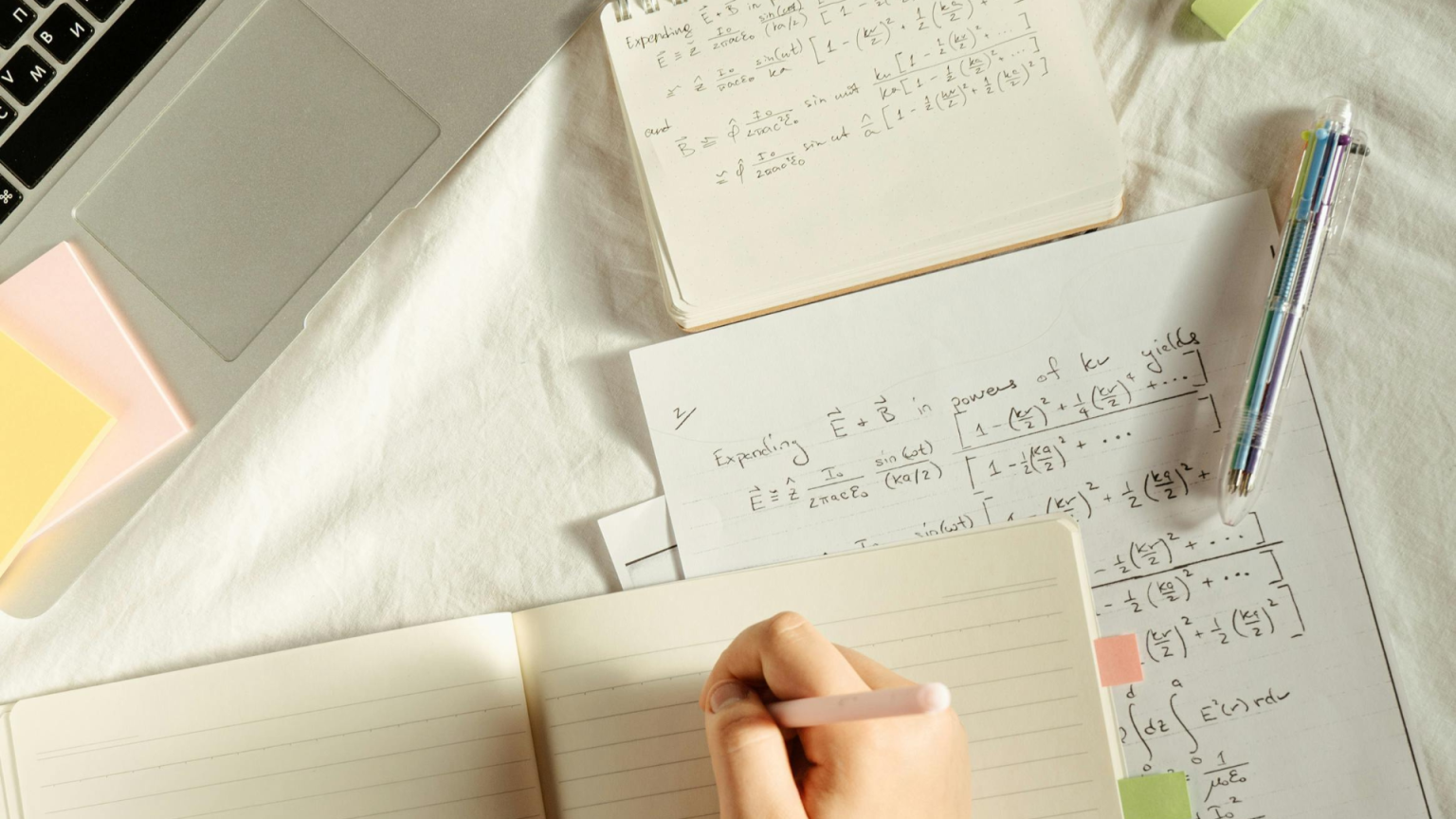 BONNE COPIE MATHEMATIQUES ECT ECRICOME 2025 20