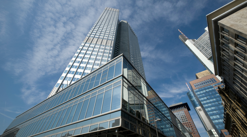 INDEPENDANCE BANQUES CENTRALES