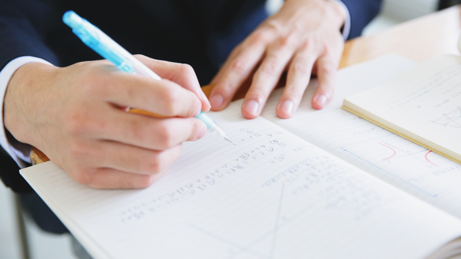 MATHS 2 APPROFONDIES ESCP HEC PARIS 2025 BONNE COPIE 18