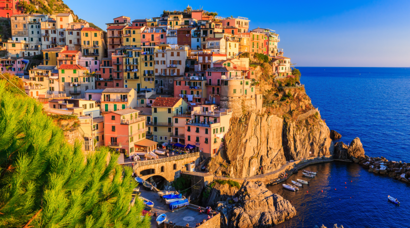 TOURISME MASSE ITALIE RICHESSE ECONOMIQUE MENACE TERRITOIRES