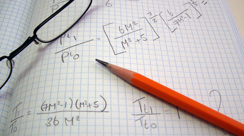 MATHEMATIQUES APPROFONDIES ESSEC HEC 2025 BONNE COPIE 18