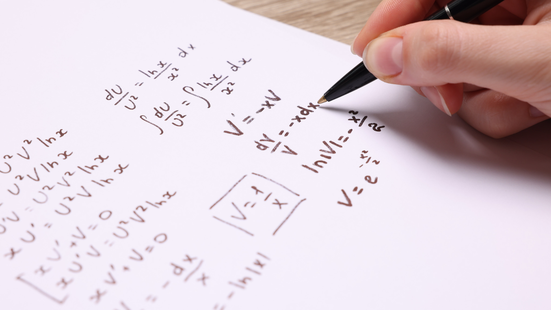 Mathématiques appliquées HEC / ESSEC 2026 – Bonne copie de Raphaël (20/20) Mathématiques appliquées HEC / ESSEC 2026 – Bonne copie de Raphaël (20/20)